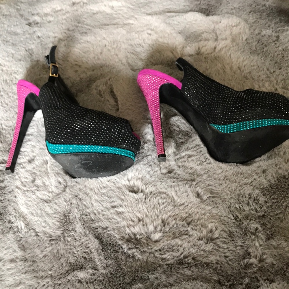 Studded Steve Madden ColorBlock Heels - Picture 5 of 6